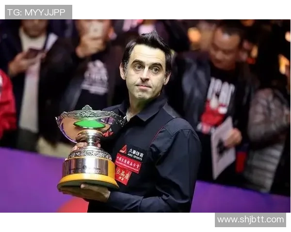 重庆足球队的崛起之路：从低谷到大师赛的辉煌蜕变