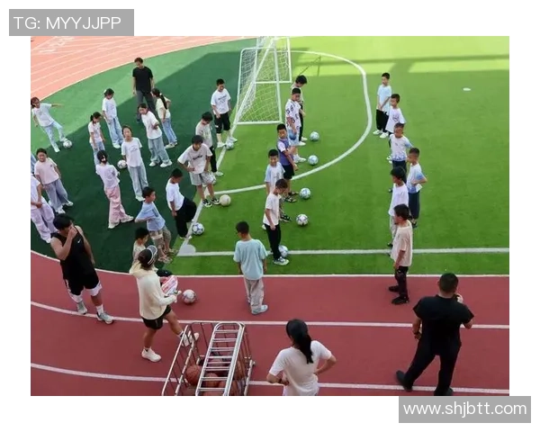 重庆足球队心理素质强劲跻身全国第二名引发热议