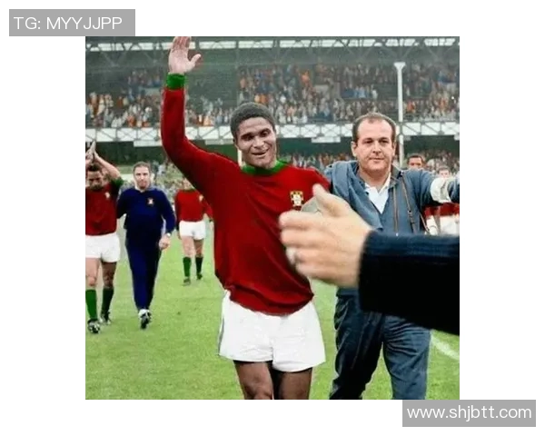 探索足球界的传奇球员谁是穿着19号球衣的明星呢 探索足球界的传奇球员谁是穿着19号球衣的明星呢